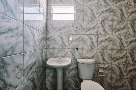 Casa para alugar com 48m², 1 quarto e sem vagaBanheiro