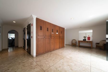 Apartamento à venda com 42m², 1 quarto e 1 vagaHall Social