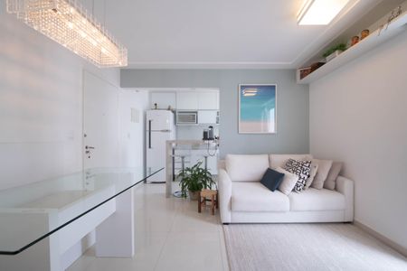 Apartamento à venda com 42m², 1 quarto e 1 vagaSala