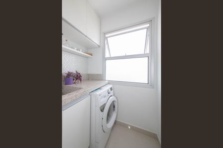 Apartamento à venda com 42m², 1 quarto e 1 vagaServiço