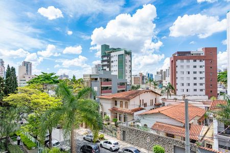 Apartamento à venda com 101m², 3 quartos e 2 vagasSemi Suíte 1