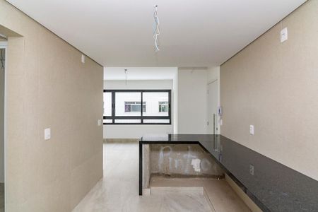 Apartamento à venda com 101m², 3 quartos e 2 vagasCozinha