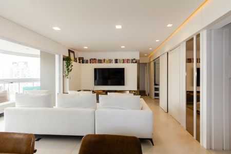 Apartamento à venda com 120m², 4 quartos e 3 vagasSala