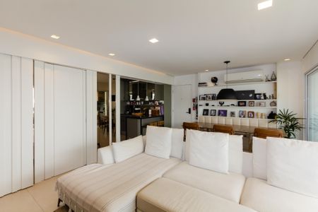 Apartamento à venda com 120m², 4 quartos e 3 vagasSala