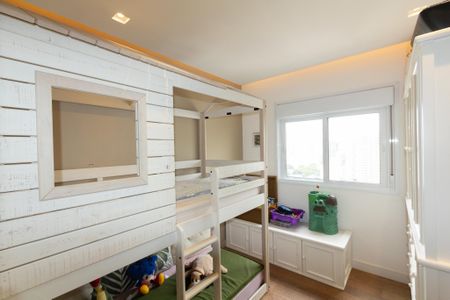 Apartamento à venda com 120m², 4 quartos e 3 vagasQuarto 2