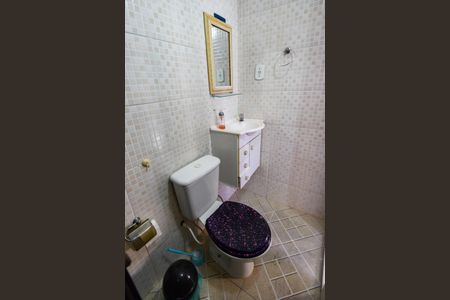 Casa de condomínio à venda com 100m², 3 quartos e 1 vagaBanheiro da Suíte