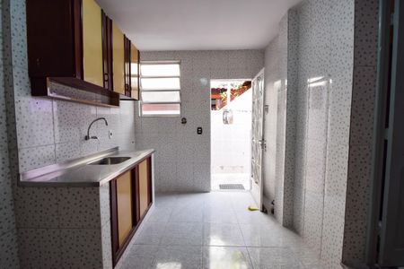Casa de condomínio à venda com 100m², 3 quartos e 1 vagaCozinha