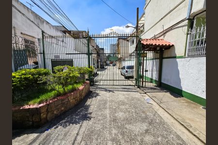 Casa de condomínio à venda com 100m², 3 quartos e 1 vagaFachada