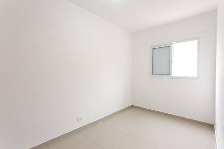 Quarto 1 de apartamento para alugar com 2 quartos, 40m² em Vila Marieta, São Paulo