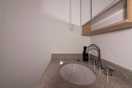 Apartamento à venda com 38m², 1 quarto e sem vaga Apartamento à venda com 38m², 1 quarto e sem vagaBanheiro da Suíte