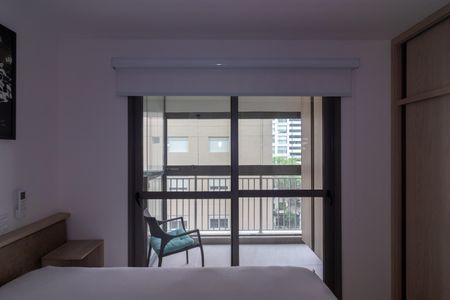 Sacada da Suíte de apartamento à venda com 1 quarto, 38m² em Indianópolis, São Paulo