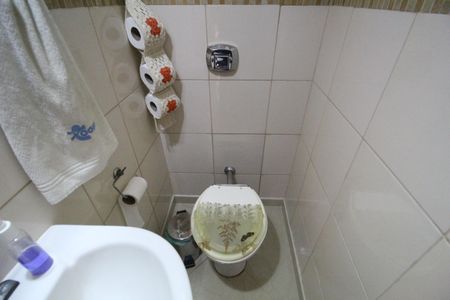 Lavabo de casa de condomínio à venda com 3 quartos, 70m² em Anil, Rio de Janeiro