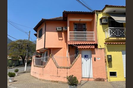 Casa de condomínio à venda com 70m², 3 quartos e 1 vagaFachada