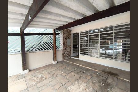 Casa à venda com 105m², 2 quartos e 2 vagasGaragem