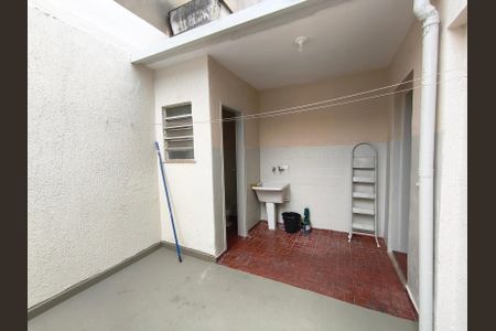 Casa à venda com 105m², 2 quartos e 2 vagasÁrea de Serviço