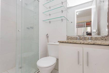 Banheiro de kitnet/studio à venda com 1 quarto, 32m² em Aclimação, São Paulo