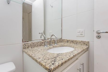 Banheiro de kitnet/studio à venda com 1 quarto, 32m² em Aclimação, São Paulo