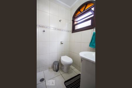 Casa à venda com 180m², 5 quartos e 5 vagasLavabo