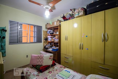 Casa à venda com 180m², 5 quartos e 5 vagasQuarto 4