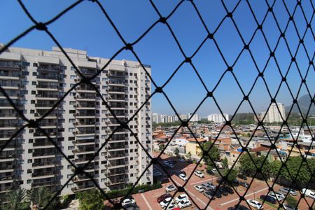 Apartamento para alugar com 64m², 2 quartos e 1 vagaÁrea de serviço - Vista