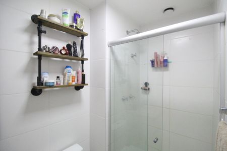 Apartamento para alugar com 64m², 2 quartos e 1 vagaBanheiro social