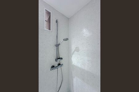 Apartamento para alugar com 70m², 2 quartos e 1 vagaBanheiro