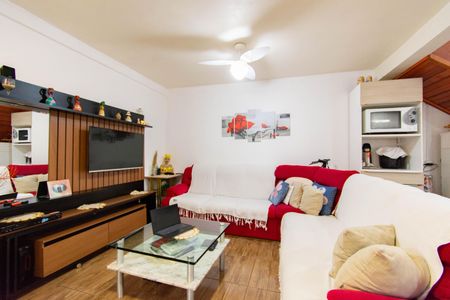 Casa à venda com 144m², 4 quartos e 2 vagasSala