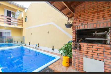 Casa à venda com 144m², 4 quartos e 2 vagasÁrea Externa