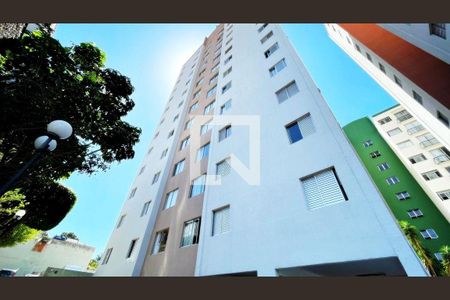 Apartamento à venda com 60m², 3 quartos e 1 vagaFachada