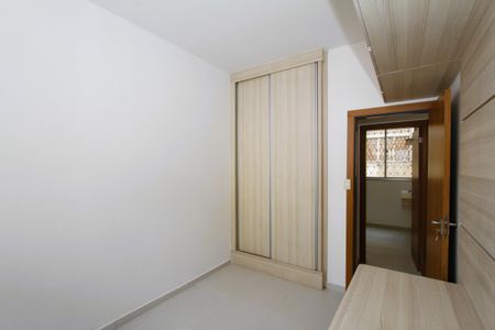 Apartamento para alugar com 75m², 3 quartos e 1 vagaQuarto 2