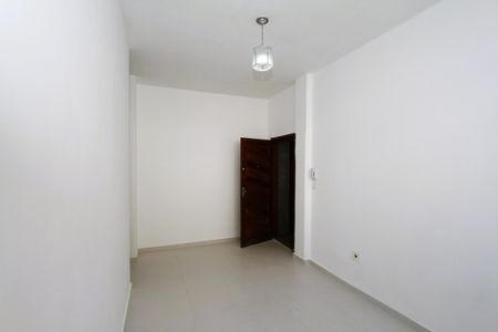 Apartamento para alugar com 75m², 3 quartos e 1 vagaSala