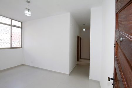 Sala de apartamento à venda com 3 quartos, 75m² em Nova Suíça, Belo Horizonte