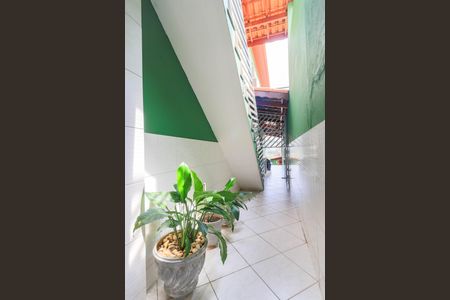 Casa para alugar com 200m², 3 quartos e 2 vagasCorredor Lateral