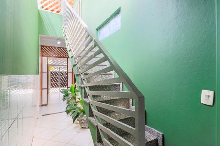 Casa para alugar com 200m², 3 quartos e 2 vagasCorredor Lateral