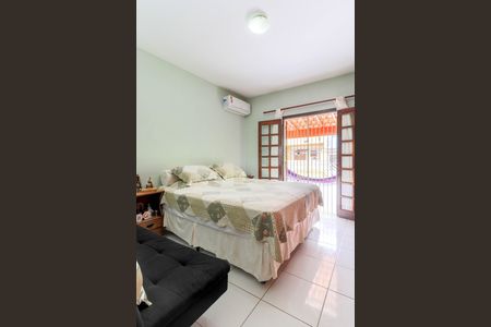 Casa para alugar com 200m², 3 quartos e 2 vagasSuíte