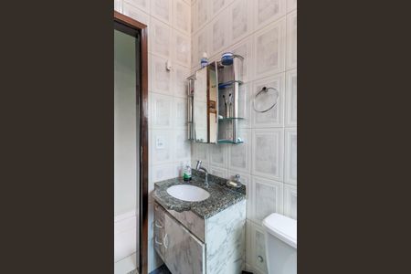 Casa para alugar com 200m², 3 quartos e 2 vagasBanheiro