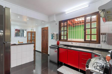 Casa para alugar com 200m², 3 quartos e 2 vagasCozinha