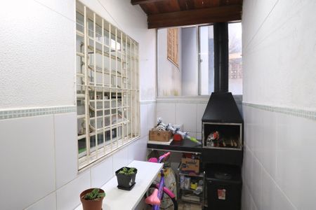 Casa à venda com 62m², 2 quartos e 1 vaga Casa à venda com 62m², 2 quartos e 1 vagaChurrasqueira e Área de Serviço