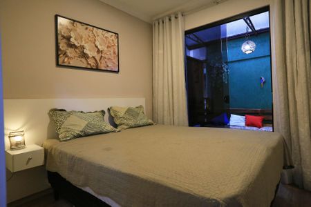 Casa à venda com 62m², 2 quartos e 1 vaga Casa à venda com 62m², 2 quartos e 1 vagaQuarto