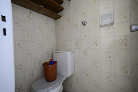 Apartamento à venda com 62m², 2 quartos e 1 vagaBanheiro Social