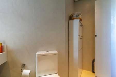 Apartamento à venda com 138m², 6 quartos e 2 vagasBanheiro da Suíte 3