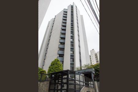 Apartamento à venda com 138m², 6 quartos e 2 vagasFachada