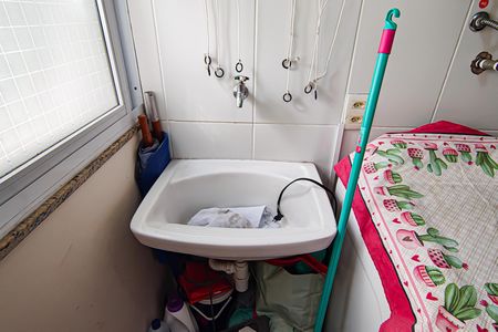 Apartamento à venda com 59m², 2 quartos e 1 vaga Apartamento à venda com 59m², 2 quartos e 1 vagaÁrea de Serviço