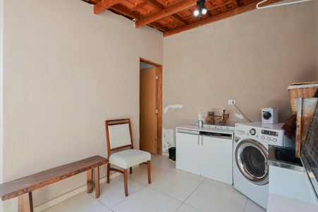 Casa à venda com 125m², 2 quartos e 1 vagaÁrea de Serviço