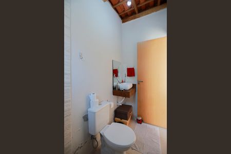 Casa à venda com 125m², 2 quartos e 1 vagaBanheiro de Serviço