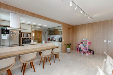 Apartamento à venda com 136m², 3 quartos e 2 vagasSala