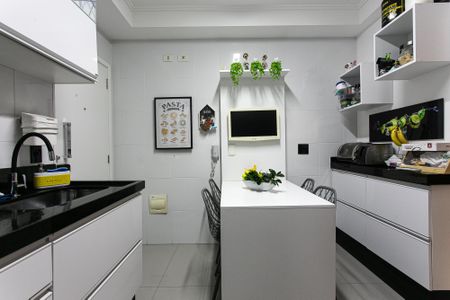 Apartamento à venda com 123m², 3 quartos e 2 vagasCozinha