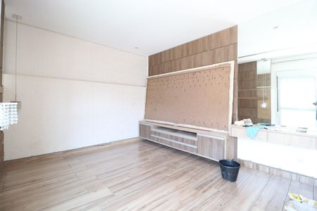 Casa de condomínio para alugar com 300m², 3 quartos e 4 vagasSuíte