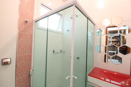 Casa de condomínio para alugar com 300m², 3 quartos e 4 vagasBanheiro Social 1