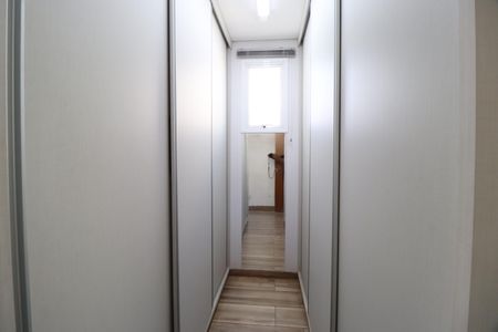 Casa de condomínio para alugar com 300m², 3 quartos e 4 vagasCloset da suíte 